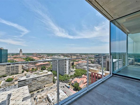 313 W 17th ST 2501, Austin TX 78701