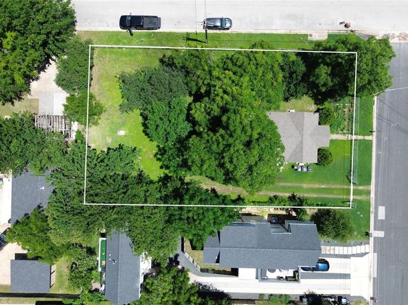 1104 Brass ST, Austin TX 78702