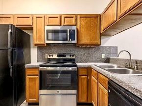 2802 Nueces ST 211, Austin TX 78705