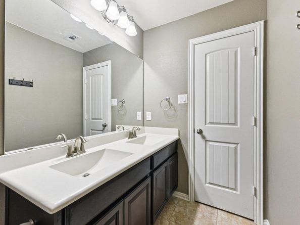 3136 Honey Peach WAY, Pflugerville TX 78660