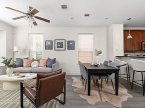 1601 Miriam Ave 210, Austin TX 78702