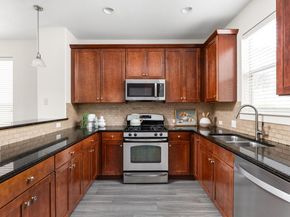 1601 Miriam Ave 210, Austin TX 78702