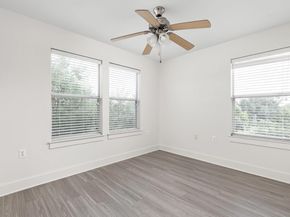 1601 Miriam Ave 210, Austin TX 78702