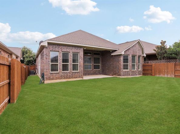 1012 Isaias DR, Leander TX 78641