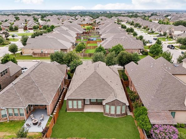 1012 Isaias DR, Leander TX 78641