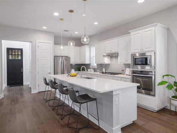 4506 Kocurek ST, Austin TX 78723