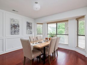 9305 Rolling Oaks TRL, Austin TX 78750