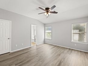 2513 Winslow DR, Leander TX 78641