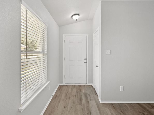 2513 Winslow DR, Leander TX 78641