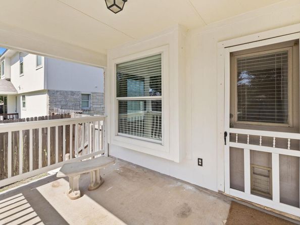 2513 Winslow DR, Leander TX 78641