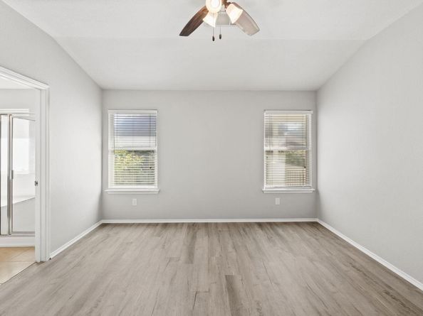 2513 Winslow DR, Leander TX 78641