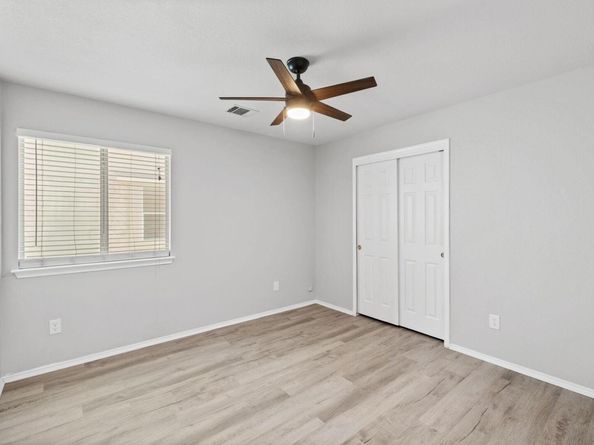 2513 Winslow DR, Leander TX 78641