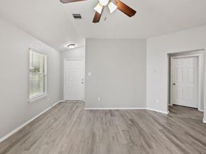 2513 Winslow DR, Leander TX 78641