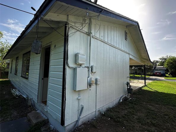 4901 York Hill DR, Austin TX 78723