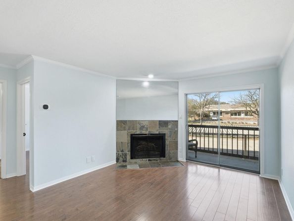 1900 Scofield Ridge PKWY 203, Austin TX 78727