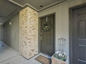 1900 Scofield Ridge PKWY 203, Austin TX 78727