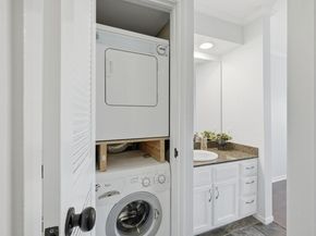 1900 Scofield Ridge PKWY 203, Austin TX 78727