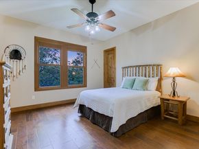 409 Venture BLVD S, Point Venture TX 78645