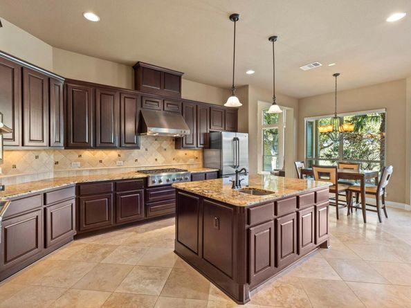 2116 University Club Dr., Austin TX 78732