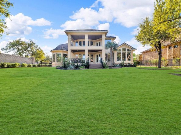 2116 University Club Dr., Austin TX 78732