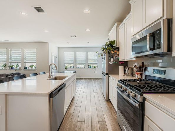 7513 Albany DR, Austin TX 78754