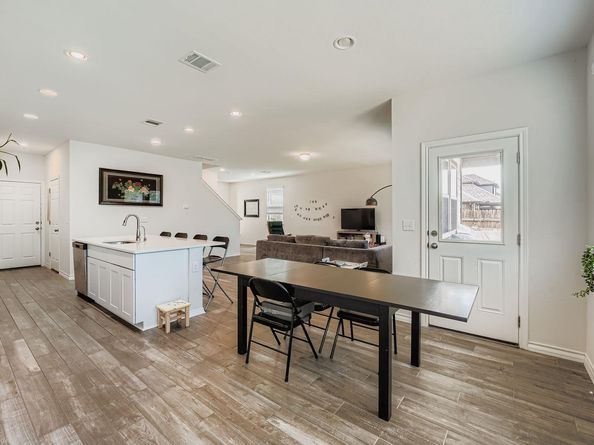 7513 Albany DR, Austin TX 78754