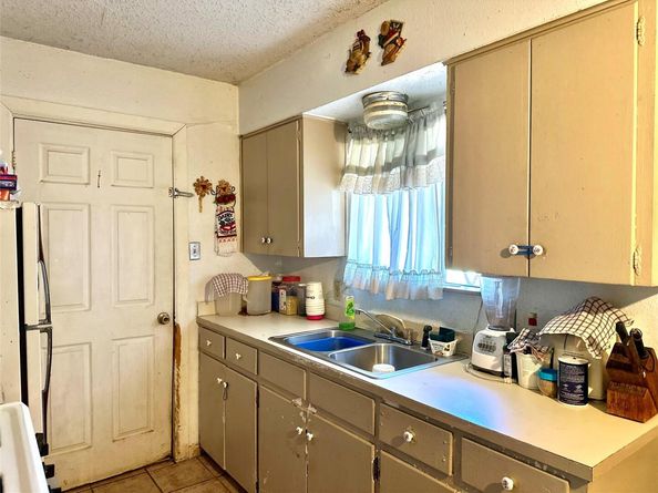 6807 Bryn Mawr DR, Austin TX 78723