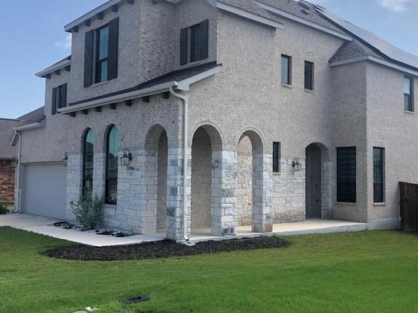 109 Lockhart DR, Liberty Hill TX 78642