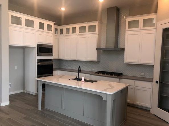 109 Lockhart DR, Liberty Hill TX 78642