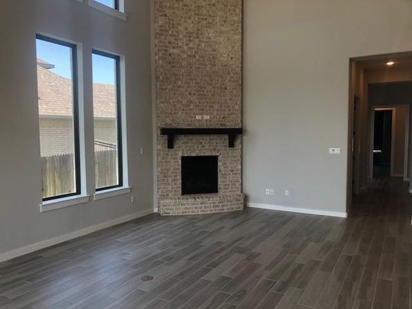 109 Lockhart DR, Liberty Hill TX 78642