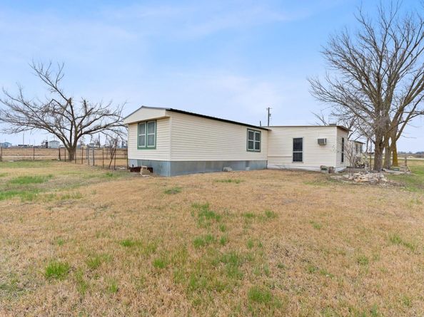 20601 Cameron RD, Coupland TX 78615