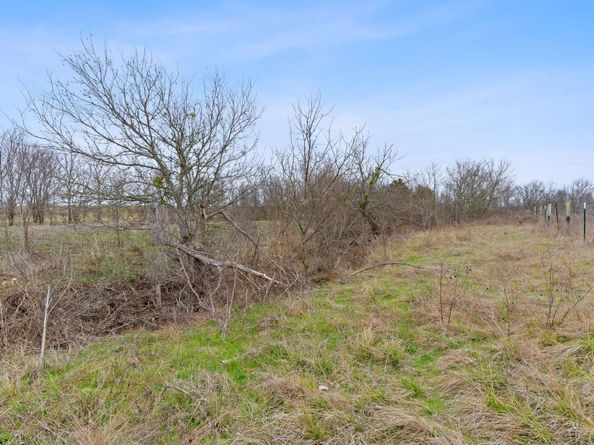 20601 Cameron RD, Coupland TX 78615