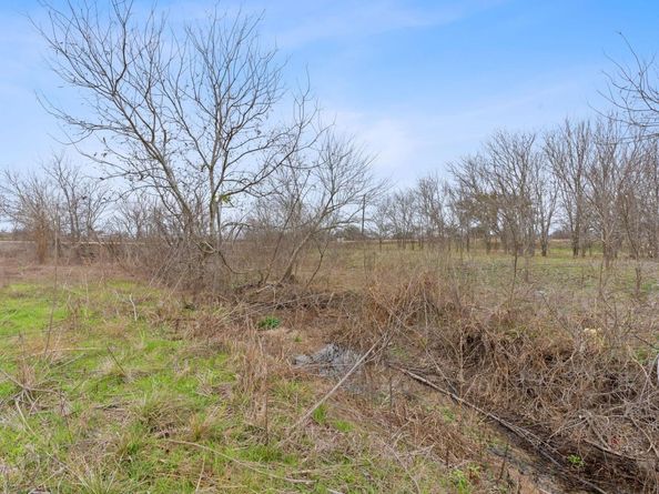 20601 Cameron RD, Coupland TX 78615