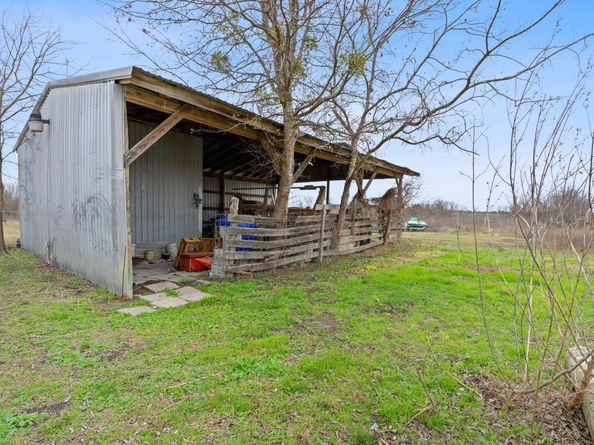 20601 Cameron RD, Coupland TX 78615