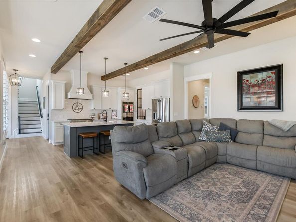 105 Retreat PL, Georgetown TX 78626