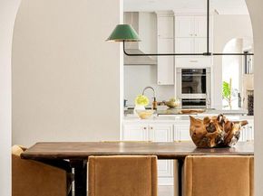 11 Ehrlich RD, Austin TX 78746