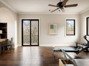 11 Ehrlich RD, Austin TX 78746