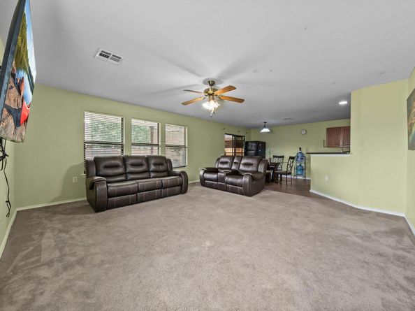 6829 Walkup LN, Austin TX 78747