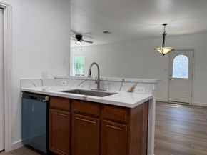 1621 Parkfield CIR, Round Rock TX 78664