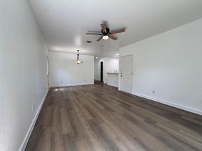 1621 Parkfield CIR, Round Rock TX 78664