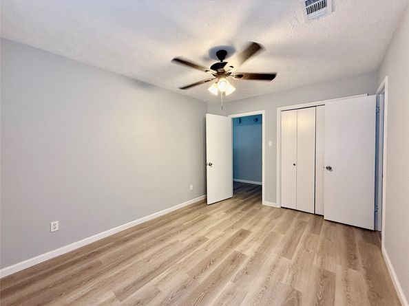 9418 Westacre Place, Houston TX 77083