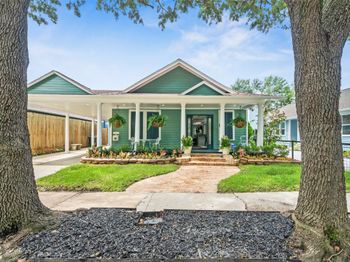 1114 W Cottage Street
