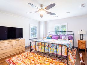 3217 Parkwood Drive, Houston TX 77021