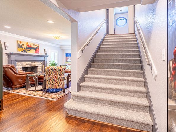 3217 Parkwood Drive, Houston TX 77021
