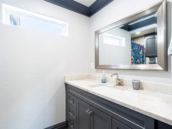 3217 Parkwood Drive, Houston TX 77021