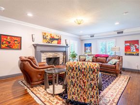 3217 Parkwood Drive, Houston TX 77021
