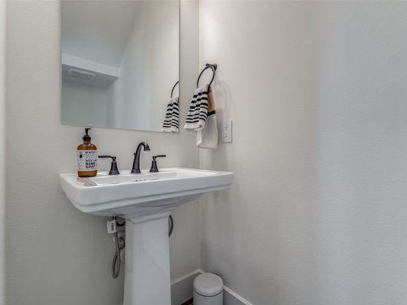3504 Huntsford Drive, Houston TX 77008
