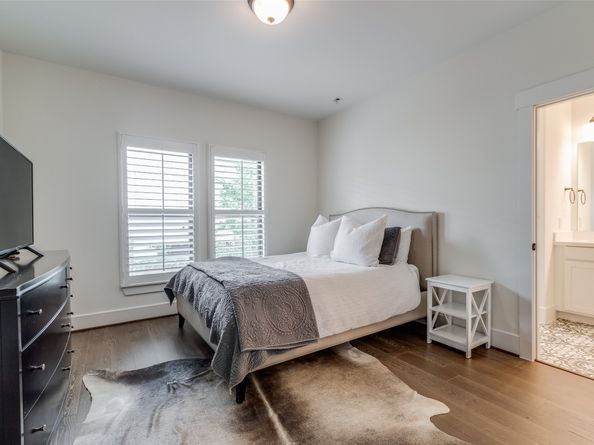 3504 Huntsford Drive, Houston TX 77008