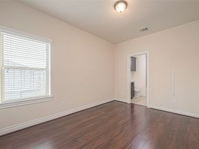 1606 Parker Street, Houston TX 77007