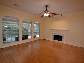 8402 East Copper Lakes Dr, Houston TX 77095